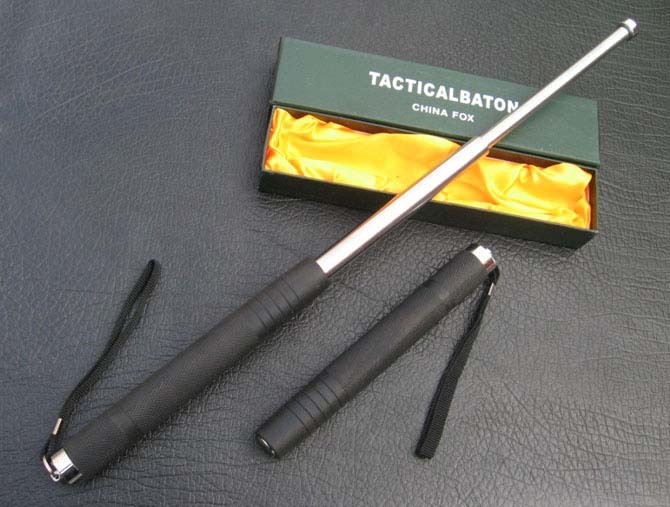 普通甩棍和機械甩棍的區別 普通甩棍和機械甩棍的區別